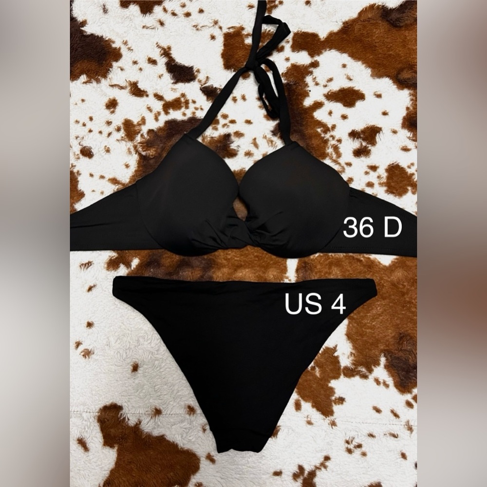 Black bikini, 36D top US4 bottom